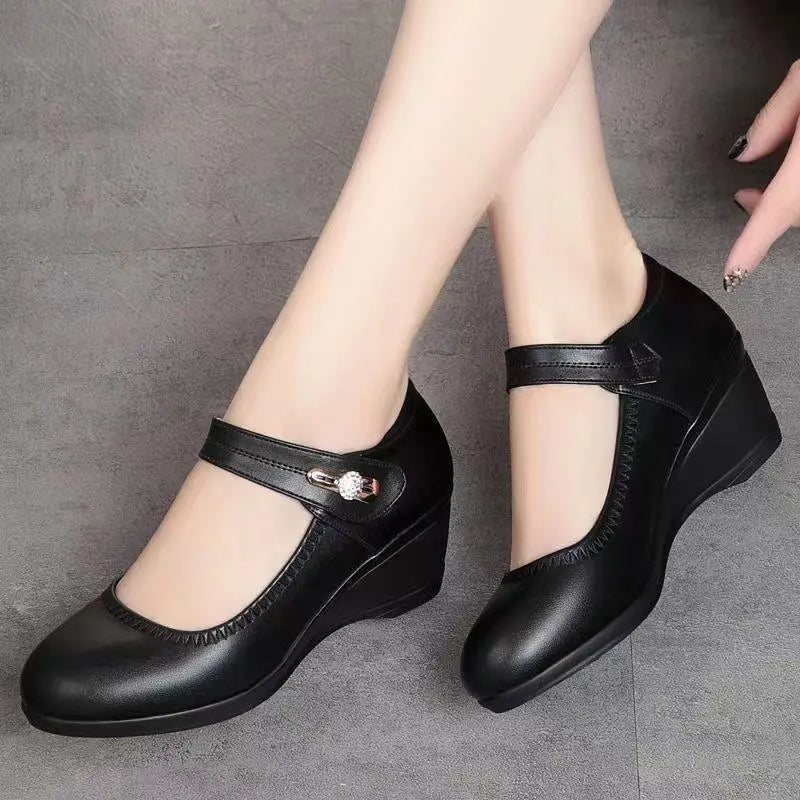 ELEONORA | SCARPE CON TACCO MEDIO E CINTURINO