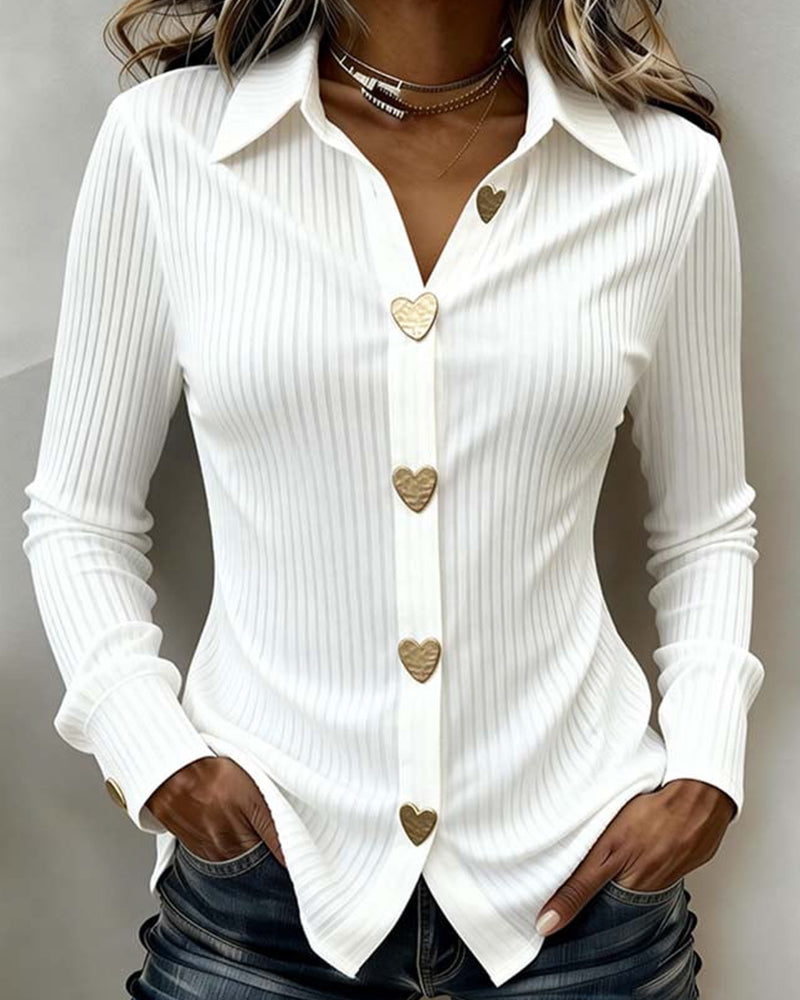 LAURA | CAMICIA CON BOTTONI A FORMA DI CUORE