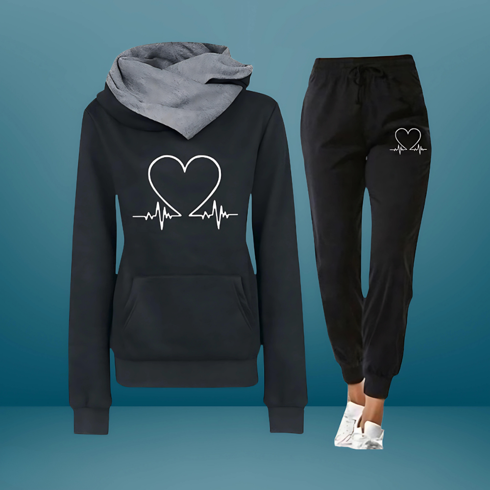 ELENA | COMPLETO LOUNGE CON CAPPUCCIO E STAMPA